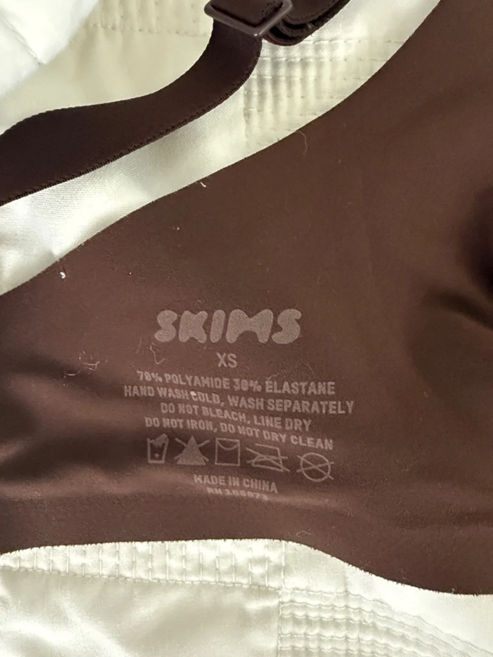 SKIMS Brown Seamless Wireless Bra - Picture 4 of 4